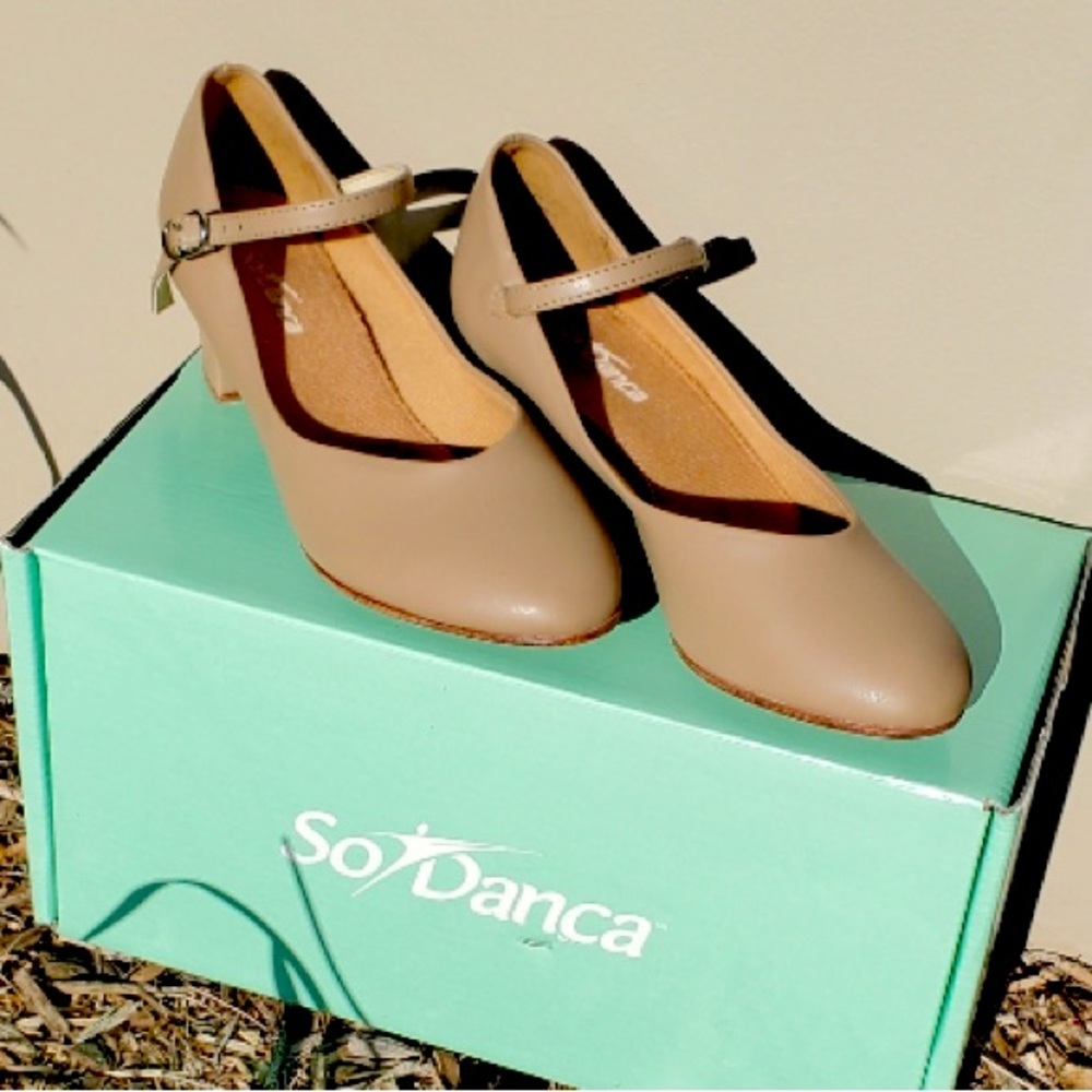 So Danca Tan Celine Ch50 1.5 character heel.